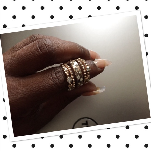 5 Stackable Rose Gold Plated Rings - Picture 3 of 4